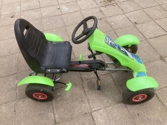 Dětské šlapací autíčko motokára