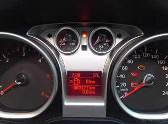 FORD FOCUS II POLODOT 8V4T-10849-GJ TOP STAV tachometr panel