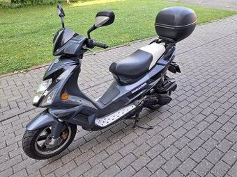 Skutr 125 - 1