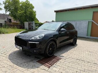 Porsche Cayenne 4.2TDi V8 S 283kW - r.v. 4/2015