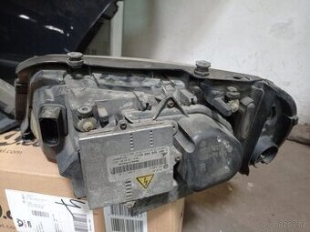 Xenonové světlomety Seat Alhambra 2006