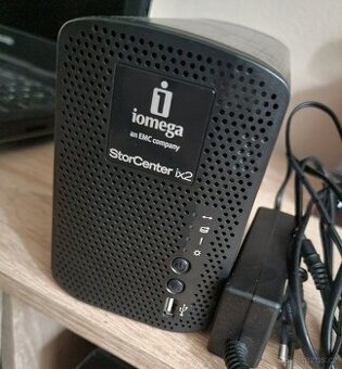 Lenovo Iomega ix2 Network Storage NAS - 1