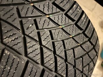 zimní pneu 215/65/R16