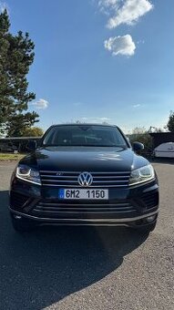 Volkswagen Touareg 3,0TDI 193kw 01/2015, na pružinách