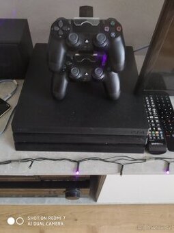 Prodám PS4 pro