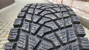 Prodám zimní kola 215/65 - 16