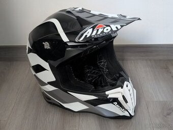 Helma Airoh Twist Great