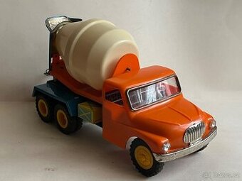 Prodam staré heacky auticka Škoda