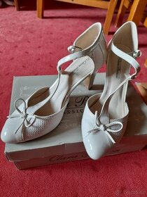 Dámské lodičky CCC, vel.39