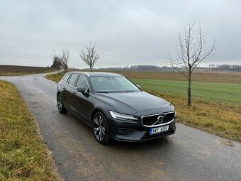Volvo V60 T5 184 kw MONUMENT