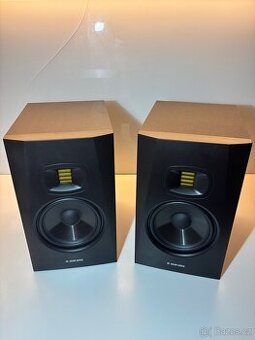 Studiové monitory ADAM AUDIO T7V + M-Audio M-Track SOLO