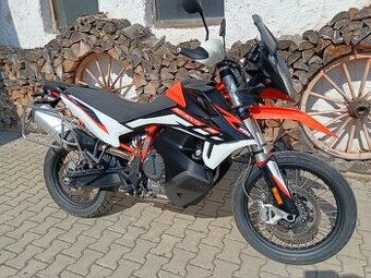 KTM 890 Adventure R