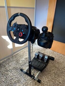 Logitech G29 Driving Force + Logitech Driving Force Shifter