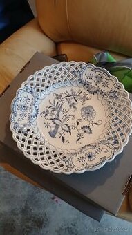 Talíř cibulák prolamovaný