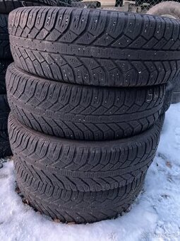 Zimní pneu 175/65R15 Semperit