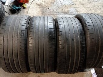 285/40/21 109y Pirelli - letní pneu 4ks