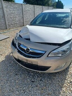 Rozpredám Opel Astra J ST 1.4 Turbo 88kw A14NET