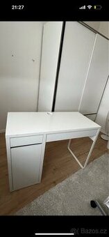 Kosmetický stolek ikea