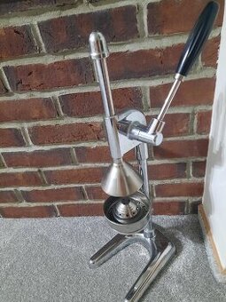 Pákový profi odšťavňovač Leopold Vienna Nový