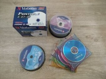 CD a DVD na vypalovani + obaly