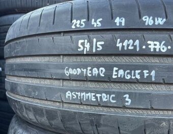 225/45 R19 96W letní pneu GoodYear F1 Asymmetric 3 (4121)