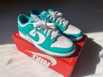 Nike dunk low retro bttys