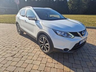 Nissan Qashqai 1.5 dCi 81 kW Tekna, LED