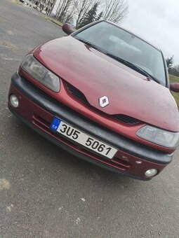 Renault laguna  16.16. benzín