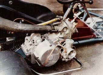 Motokára - závodní motor 125