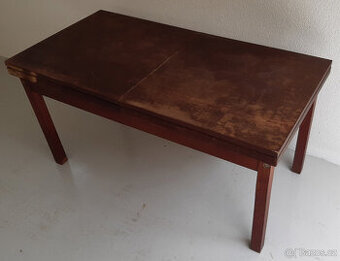 Tmavě hnědý konferenční stolek