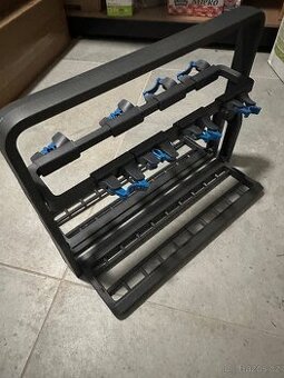 Stojan na skleničky na víno do myčky