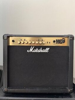 kombo Marshall MG30FX + originální footcontroller PEDL-90008