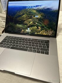 Prodám MacBook pro 2019 - i9 - 15' , jako nový