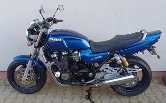 Yamaha XJR 1200