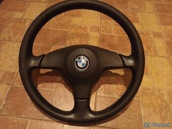 Predam volant na BMW e28