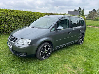 Prodám TOURAN 2.0 TDI