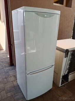 Lednice s mrazakem Zanussi