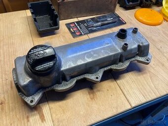 Kryt ventilů / ventilový kryt VW GOLF / ŠKODA OCTAVIA 1,9TDI