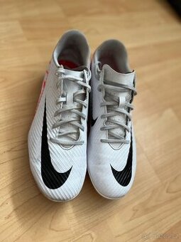 Nike Mercurial Vapor 15 Club FG/MG – Velikost 42
