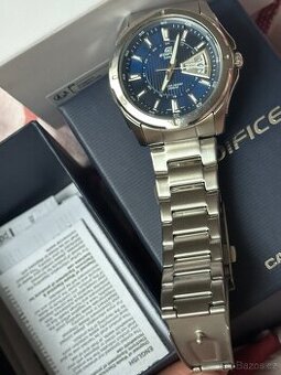 Panske hodinky casio s krabickou top stav