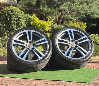 ALU kola R22 5x130 Porsche design