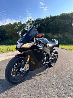 Aprilia rsv4 2009