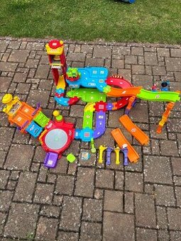 VTech autíčko tut tut a silnice