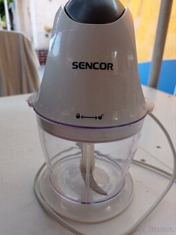 Kuchyňský sekáček potravin Sencor SHB 4310