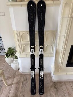 DÁMSKÉ LYŽE ATOMIC CLOUD 9 - 156cm PO SERVISU