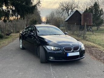 BMW e92 325i 160kW / n52 / Manuál / ANGEL EYES