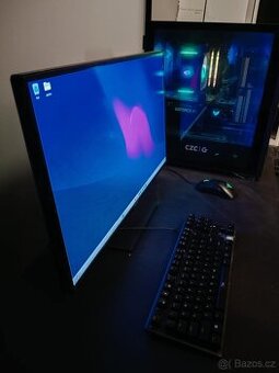 Herní PC, Monitor, Klávesnice myš a sluchátka