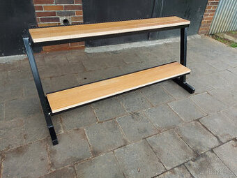 Stojan pro kettlebelly