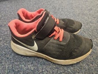 Tenisky Nike vel 33 - 1