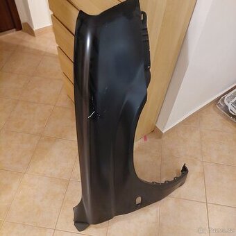 Mitshubishi L 200 přední blatníky L+P, nové